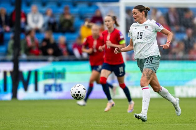 260609 Verena Hanshaw of Austria during the FIFA Women s World Cup Qualifier football match between Norway and Austria on June 9, 2026 in Oslo Photo Marius Simensen BILDBYRAN COP 238 MM0070 bbeng fotball soccer football fotboll fifa world cup qualifiers vm kvalifisering kvinner vm kvalik landskamp dam norge norway austria osterrike  Copyright: MARIUSxSIMENSEN BB260609BB445