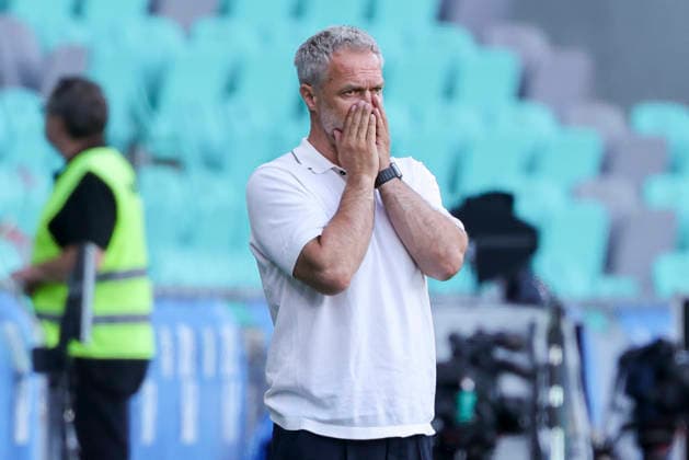 National coach Christian Wueck Germany looks disappointed, FIFA Women s World Cup 2027 Qualifier, Slovenia v Germany, Stadion Stozice on June 09, 2026 in Ljubljana, Slovenia Photo by Marco Steinbrenner DeFodi Images National coach Christian Wueck Germany looks disappointed, FIFA Women s World Cup 2027 Qualifier, Slovenia v Germany, Stadion Stozice, June 9, 2026 in Ljubljana, Slovenia Photo by Marco Steinbrenner DeFodi Images