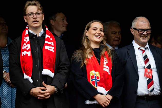 260609 Princess Ingrid Alexandra and Prince Sverre Magnus of Norway ahead of the FIFA Women s World Cup Qualifier football match between Norway and Austria on June 9, 2026 in Oslo Photo Jon Olav Nesvold BILDBYRAN COP 217 MM0070 bbeng fotball soccer football fotboll fifa world cup qualifiers vm kvalifisering kvinner vm kvalik landskamp dam norge norway austria osterrike  Copyright: JONxOLAVxNESVOLD BB260609JE009