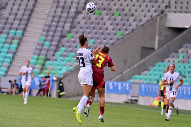 LJUBLJANA, SLOVENIA - JUNE 09: Maja Sternad of Slovenia (L) in action against Carlotta Wamser of Germany (R) during the UEFA Women’s European Qualifiers for 2027 World Cup match between Slovenia and Germany at Stadium Stozice, Ljubljana on June 09, 2026 in Ljubljana, Slovenia. (Photo by Igor Kupljenik Sports Press Photo).  Copyright: xIgorxKupljenikx xSPPx Sportspressphoto_SPR163999