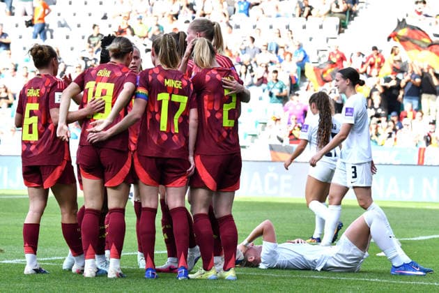 LJUBLJANA, SLOVENIA - JUNE 09: Team Germany celebrate score against Team Slovenia of Slovenia during the UEFA Women’s European Qualifiers for 2027 World Cup match between Slovenia and Germany at Stadium Stozice, Ljubljana on June 09, 2026 in Ljubljana, Slovenia. (Photo by Natasa Kupljenik Sports Press Photo).  Copyright: xNatasaxKupljenikx xSPPx Sportspressphoto_SPR164002