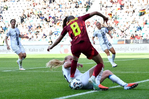 LJUBLJANA, SLOVENIA - JUNE 09: Lana Golob of Slovenia (L) in action against Vivien Endemann of Germany (R) during the UEFA Women’s European Qualifiers for 2027 World Cup match between Slovenia and Germany at Stadium Stozice, Ljubljana on June 09, 2026 in Ljubljana, Slovenia. (Photo by Natasa Kupljenik Sports Press Photo).  Copyright: xNatasaxKupljenikx xSPPx Sportspressphoto_SPR164008