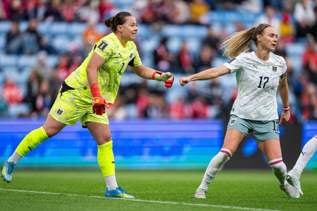 260609 Mariella El Sherif and Sarah Puntigam of Austria during the FIFA Women s World Cup Qualifier football match between Norway and Austria on June 9, 2026 in Oslo Photo Marius Simensen BILDBYRAN COP 238 MM0070 bbeng fotball soccer football fotboll fifa world cup qualifiers vm kvalifisering kvinner vm kvalik landskamp dam norge norway austria osterrike  Copyright: MARIUSxSIMENSEN BB260609BB518