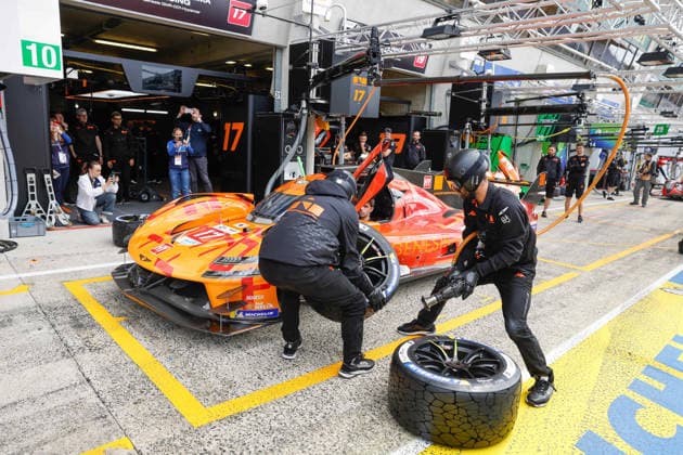 24 HEURES DU MANS 2026 - TUESDAY Pit Stop Challenge , mechanic, mecanicien, 17 LOTTERER AndrÃ (ger), DERANI Pipo (bra), JAUBERT Mathys (fra), Genesis Magma Racing, Genesis GMR-001 17, Hypercar, during the 24 Hours of Le Mans 2026, 3rd round of the 2026 FIA World Endurance Championship, on June 9, 2026 on the Circuit des 24 Heures du Mans in Le Mans, France - Le MansFrance  Copyright: xFREDERICxLExFLOCxHx