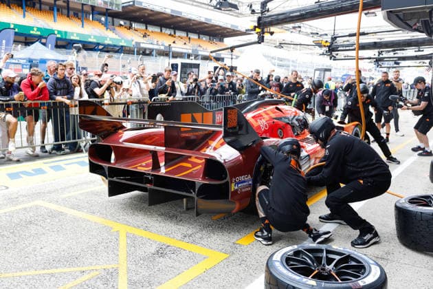 24 HEURES DU MANS 2026 - TUESDAY Pit Stop Challenge , mechanic, mecanicien, 17 LOTTERER AndrÃ (ger), DERANI Pipo (bra), JAUBERT Mathys (fra), Genesis Magma Racing, Genesis GMR-001 17, Hypercar, during the 24 Hours of Le Mans 2026, 3rd round of the 2026 FIA World Endurance Championship, on June 9, 2026 on the Circuit des 24 Heures du Mans in Le Mans, France - Le MansFrance  Copyright: xFREDERICxLExFLOCxHx