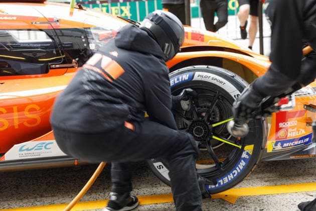 24 HEURES DU MANS 2026 - TUESDAY Pit Stop Challenge , mechanic, mecanicien, 17 LOTTERER AndrÃ (ger), DERANI Pipo (bra), JAUBERT Mathys (fra), Genesis Magma Racing, Genesis GMR-001 17, Hypercar, during the 24 Hours of Le Mans 2026, 3rd round of the 2026 FIA World Endurance Championship, on June 9, 2026 on the Circuit des 24 Heures du Mans in Le Mans, France - Le MansFrance  Copyright: xFREDERICxLExFLOCxHx
