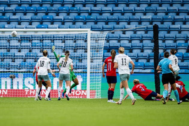 260609 Barbara Dunst of Austria scores 2 1 during the FIFA Women s World Cup Qualifier football match between Norway and Austria on June 9, 2026 in Oslo Photo Marius Simensen BILDBYRAN COP 238 MM0070 bbeng fotball soccer football fotboll fifa world cup qualifiers vm kvalifisering kvinner vm kvalik landskamp dam norge norway austria osterrike  Copyright: MARIUSxSIMENSEN BB260609BB546