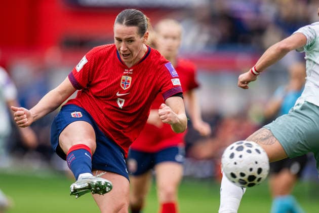 260609 Elisabeth Terland of Norway during the FIFA Women s World Cup Qualifier football match between Norway and Austria on June 9, 2026 in Oslo Photo Jon Olav Nesvold BILDBYRAN COP 217 MM0070 bbeng fotball soccer football fotboll fifa world cup qualifiers vm kvalifisering kvinner vm kvalik landskamp dam norge norway austria osterrike  Copyright: JONxOLAVxNESVOLD BB260609JE034