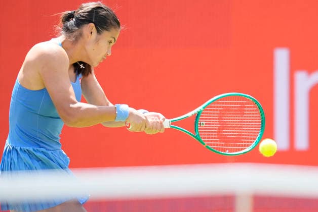 HSBC Championships - Day Two Emma Raducanu competes during her Round of 32 match at The HSBC Championships 2026 Women s tennis tournament at The Queen s Club in London, England, on June 9, 2026. London Greater London United Kingdom  Copyright: xOwenxHammondx originalFilename:hammond-thehsbcc260609_np7qg.jpg