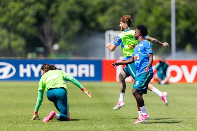 FIFA World Cup, WM, Weltmeisterschaft, Fussball 2026 preparations - Brazil training session Brazil™s goalkeeper Allison (L), Vinicius Junior, and Leo Pereira participate in a training session in Morris Township, New Jersey, USA, 09 June 2026. Brazil are drawn in Group C of the upcoming FIFA World Cup 2026 starting on 11 June 2026 and running 19 July 2026. Morris Township New Jersey United States  Copyright: xOLGAxFEDOROVAx