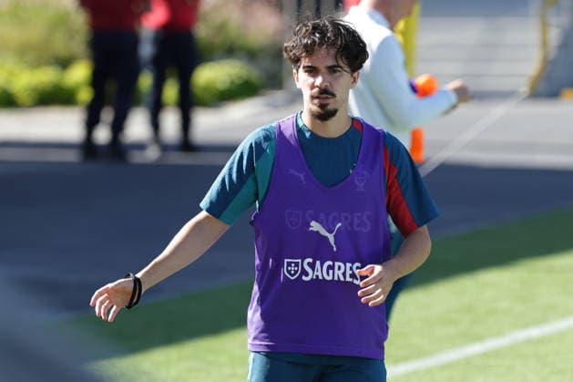 Training of the Portuguese national football team in the football city of Oeiras Portugal, June 9, 2026, in Alges, Portugal Vitinha Portugal ,23 Copyright: HMBxMedia FernandoxSoares