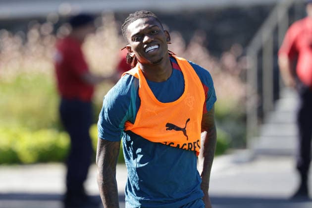 Training of the Portuguese national football team in the football city of Oeiras Portugal, June 9, 2026, in Alges, Portugal Rafael Leao Portugal ,17 Copyright: HMBxMedia FernandoxSoares