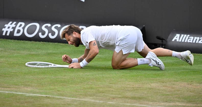 Corentin Moutet FRA action falls slips falls on the ground injured injury Tennis Men BOSS Open ATP 250 Stuttgart 2026 Weissenhof BOSS Open ATP 250 Stuttgart 2026