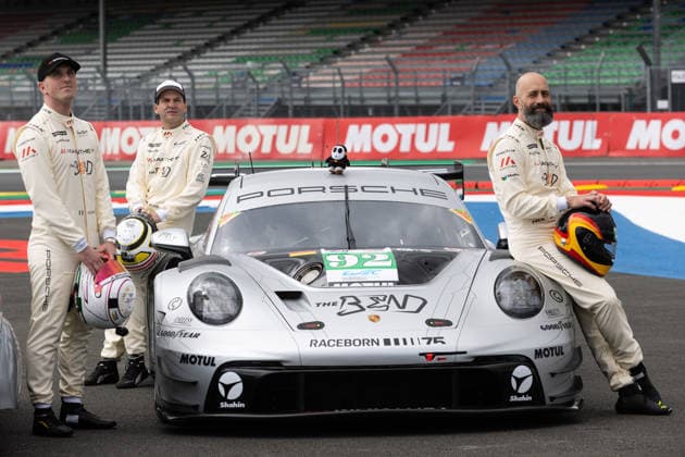 AUTOMOBILE : 24 Heures du Mans - 09 06 2026 92 The Bend Manthey (GER) Porsche 911 GT3 R LMGT3 (LMGT3) driven by Yasser Shahin (AUS) Riccardo Pera (ITA) Richard Lietz (AUT), during the 24 Hours of Le Mans, the third round of the 2026 FIA WEC Championship, which will take place on the 24 Hours of Le Mans circuit on June 9, 2026 in France.  Copyright: xERICxLExGALLIOTx xMPSxAGENCYx x