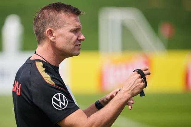 June 9, 2026, Toronto, On, Canada: Canada s head coach Jesse Marsch leads a Team Canada World Cup training session in Toronto, on Tuesday, June 9, 2026. Canada News - June 9, 2026  - ZUMAc35_ 20260609_zaf_c35_037 Copyright: xSammyxKoganx