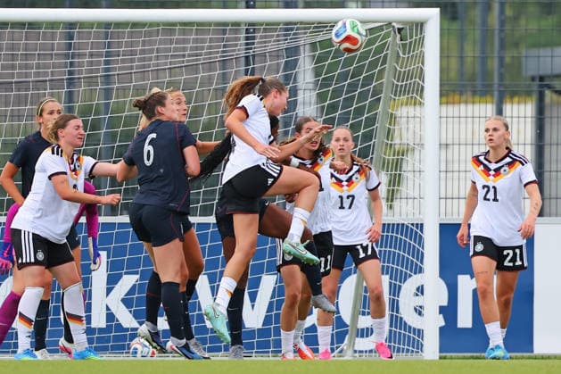 Frankfurt, Germany 09 June 2026 U19 womens national team 2026 test match Germany vs USA In the picture goal scorer Lina Szaraz Germany center of the picture makes the goal to 1 0 DFL DFB DFB regulations prohibit any use of photographs as image sequences and or quasi video DFB Campus Hessen Copyright: xFotostandx xRacochax