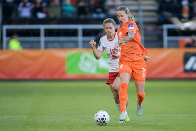 2026-06-09 The Netherlands v Poland - Women s World Cup Qualifier ALMELO, NETHERLANDS - JUNE 9: Nadia Krezyman of Poland, Lynn Wilms of Netherlands during the Women s World Cup Qualifier match between The Netherlands and Poland at Asito Stadion on June 9, 2026 in Almelo, Netherlands. Almelo Asito Stadion Netherlands Content not available for redistribution in The Netherlands directly or indirectly through any third parties. Copyright: xDennisxBresserx