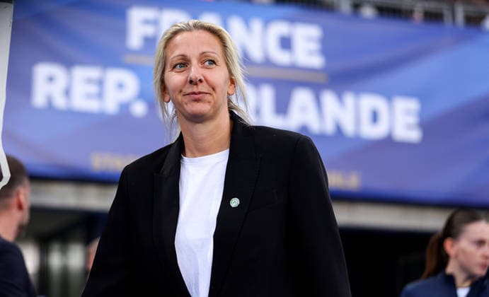 2027 FIFA Women s World Cup Qualifier, Stade des Alpes, Grenoble, France 9 6 2026 France vs Republic of Ireland Ireland head coach Carla Ward Carla Ward 9 6 2026  Copyright: x INPHO BenxBradyx BB2_9795