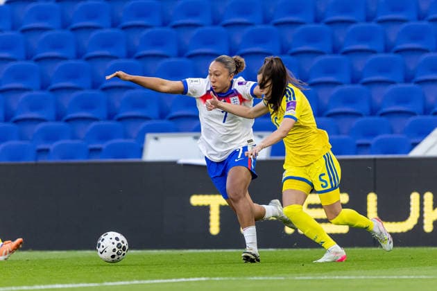 England Women v Ukraine Women, Women s World Cup Qualifier England Women forward Lauren James (7) battles for possession during the Women s World Cup Qualifier match between England Women and Ukraine Women at Hill Dickinson Stadium, Liverpool, UK on 9 June 2026. Liverpool Hill Dickinson Stadium Merseyside UK Editorial use only , Copyright: xManjitxNarotrax PSI-24380-0014