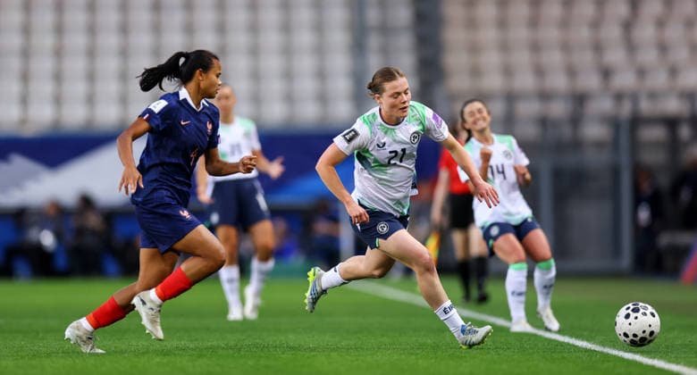 2027 FIFA Women s World Cup Qualifier, Stade des Alpes, Grenoble, France 9 6 2026 France vs Republic of Ireland Ireland s Emily Murphy with Alice Sombath of France Emily Murphy with Alice Sombath 9 6 2026  Copyright: x INPHO BenxBradyx BB3_9770