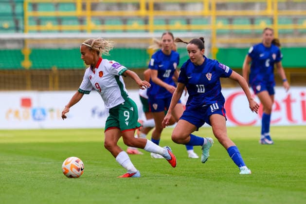Croatia v Bulgaria: FIFA Women s World Cup 2027 Qualifiers Lora Petrova of Bulgaria and Bianca Galic of Croatia during the FIFA Women s World Cup 2027 Qualifier match match between Croatia and Bulgaria at Aldo Drosina Stadium on June 09, 2026. in Pula, Croatia.  SreckoxNiketic PIXSELL