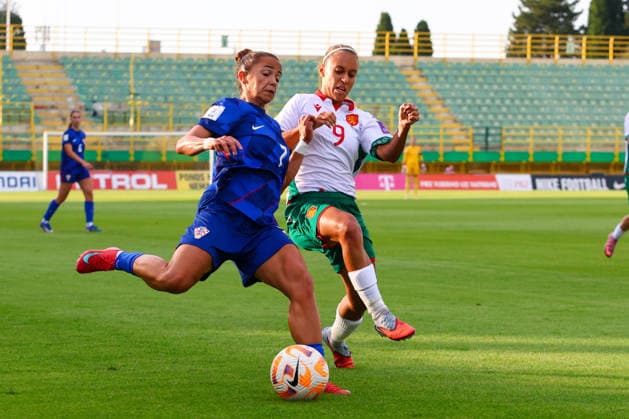 Croatia v Bulgaria: FIFA Women s World Cup 2027 Qualifiers Petra Pezelj of Croatia and Lora Petrova of Bulgaria during the FIFA Women s World Cup 2027 Qualifier match match between Croatia and Bulgaria at Aldo Drosina Stadium on June 09, 2026. in Pula, Croatia.  SreckoxNiketic PIXSELL