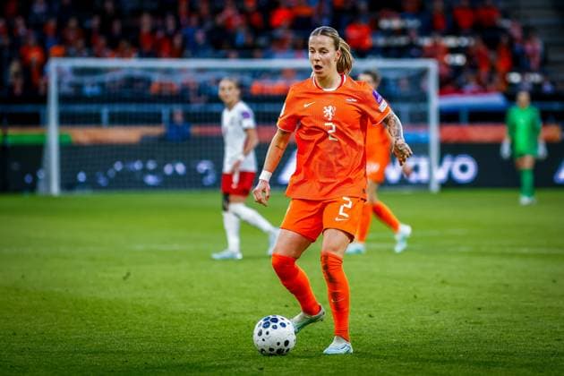 ALMELO , 09-06-2026 , Stadium Asito , season 2025 2026 , UEFA worldcup qualification football , match between The Netherlands and Poland (women) , picture shows Netherlands player Lynn Wilms Netherlands - Poland (women)  x204270739x Copyright: