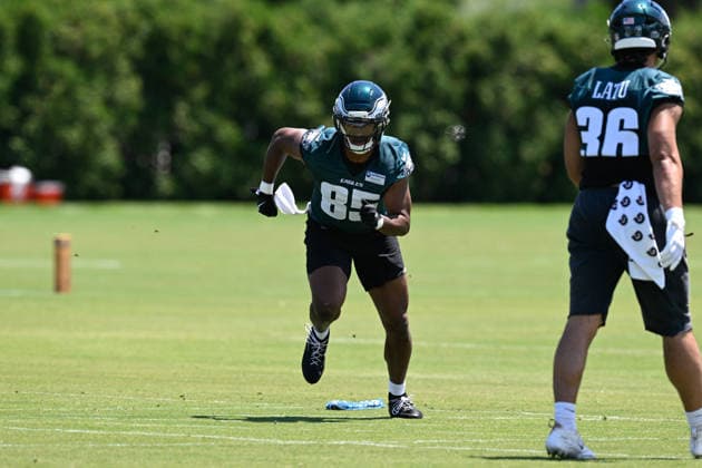 PHILADELPHIA, PA - JUNE 09: Philadelphia Eagles tight end Stone Smartt 85 runs a drill during the Philadelphia Eagles off season minicamp on June 9th, 2026 at the Jefferson Health Training Complex in Philadelphia, PA. (Photo by Terence Lewis Icon Sportswire) NFL, American Football Herren, USA JUN 09 Philadelphia Eagles Minicamp EDITORIAL USE ONLY Icon260609016