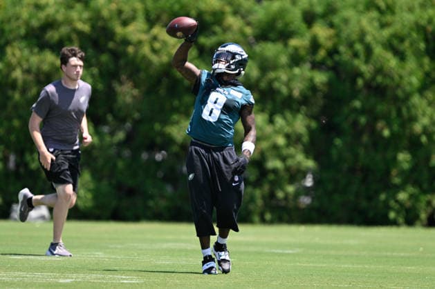 PHILADELPHIA, PA - JUNE 09: Philadelphia Eagles running back Tank Bigsby 8 is shown during the Philadelphia Eagles off season minicamp on June 9th, 2026 at the Jefferson Health Training Complex in Philadelphia, PA. (Photo by Terence Lewis Icon Sportswire) NFL, American Football Herren, USA JUN 09 Philadelphia Eagles Minicamp EDITORIAL USE ONLY Icon260609039