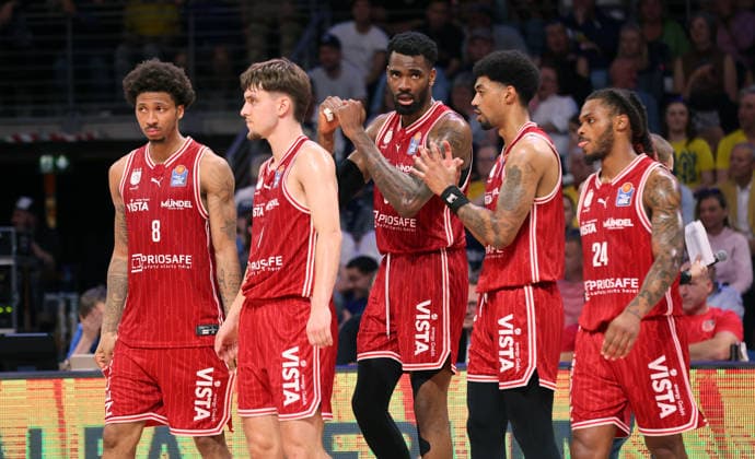 Bamberg players disappointed after the end of the game Disappointment Sport Basketball BBL Bundesliga Mens Play Off Semi Final 5 Game Season 2025 2026 09 06 2026 ALBA Berlin vs BMA365 Bamberg Baskets