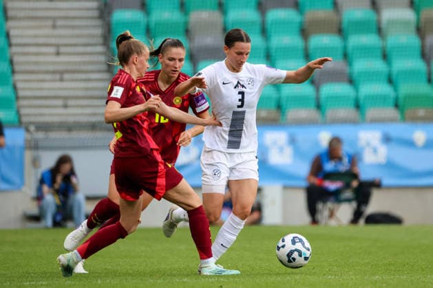 Ljubljana, Slovenia 09 06 2026 International womens World Cup qualifier Slovenia vs Germany In the picture from left in the duel Vivien Endemann Germany , Melissa Kössler Koessler Germany and Sara Agrez Slovenia Copyright: HMBxMedia MadeleinexFantini