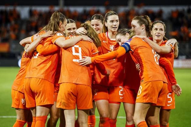 ALMELO - Liz Rijsbergen of The Netherlands celebrates the 3-0 during the World Cup qualifying match between the Netherlands (women) and Poland (women) at Erve Asito Stadium on June 9, 2026 in Almelo, the Netherlands. VINCENT JANNINK ANP FIFA Women s World Cup 2027 Qualifier 2026 xVIxANPxSportx xxANPxIVx 560599609 originalFilename: 560599609.jpg