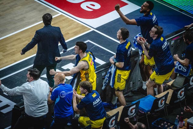 Basketball Berlin 019 06 2026 Season 2025 2026 EasyCredit BBL 1 Bundesliga Men, Men Playoffs Semifinal Game 5 Alba Berlin BMA365 Bamberg Baskets Cheers Alba