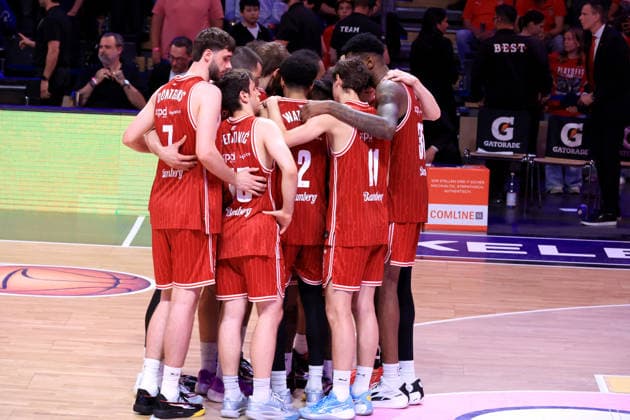 DEU, easyCredit BBL, ALBA vs Bamberg, 09 06 2026, Max Schmeling Halle, Berlin, DEU, easyCredit BBL, ALBA vs Bamberg, in the picture Bamberg players circle nordphotoxGmbHx xEngler nph00076