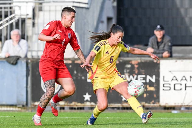 SOCCER WOMEN UEFA QUALIFIERS B4 MD6 LUXEMBURG VS BELGIUM Andreia Machado (4) of Luxemburg and Aurelie Reynders (6) of Belgium pictured during a women football game between the national teams of Luxemburg and Belgium , called the Red Flames , on the sixth match day in League B Group B4 in the league stage of the 2026-27 UEFA Women s European Qualifiers competition , on Tuesday 9 June 2026 in Esch-sur-Alzette , Luxemburg . PHOTO SPORTPIX Stijn Audooren Esch-sur-Alzette Stade de la Frontiere Luxemburg  Copyright: xSportpix.bex xStijnxAudoorenxStijnxAudoorenx