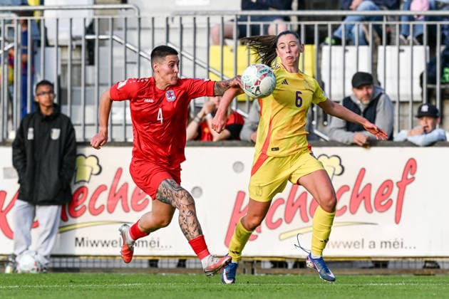 SOCCER WOMEN UEFA QUALIFIERS B4 MD6 LUXEMBURG VS BELGIUM Andreia Machado (4) of Luxemburg and Aurelie Reynders (6) of Belgium pictured during a women football game between the national teams of Luxemburg and Belgium , called the Red Flames , on the sixth match day in League B Group B4 in the league stage of the 2026-27 UEFA Women s European Qualifiers competition , on Tuesday 9 June 2026 in Esch-sur-Alzette , Luxemburg . PHOTO SPORTPIX Stijn Audooren Esch-sur-Alzette Stade de la Frontiere Luxemburg  Copyright: xSportpix.bex xStijnxAudoorenxStijnxAudoorenx