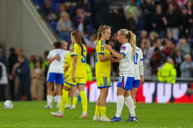 RECORD DATE NOT STATED 9th June 2026; Hill Dickinson Stadium, Liverpool, Merseyside, England; Womens World Cup Qualifier Football, England versus Ukraine; Players shake hands after the game won by England 3-0 RogerxEvans
