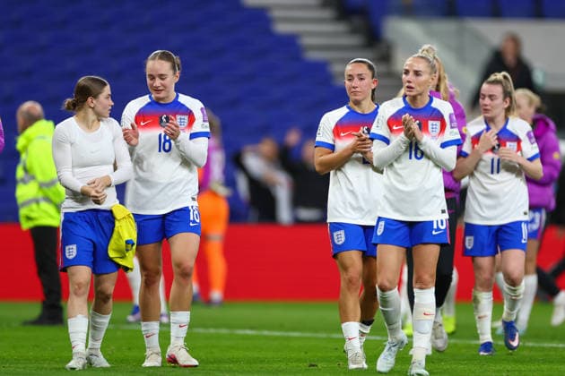 RECORD DATE NOT STATED 9th June 2026; Hill Dickinson Stadium, Liverpool, Merseyside, England; Womens World Cup Qualifier Football, England versus Ukraine; England players salute the crowd after their 3-0 win RogerxEvans