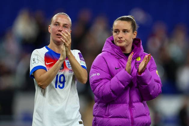 RECORD DATE NOT STATED 9th June 2026; Hill Dickinson Stadium, Liverpool, Merseyside, England; Womens World Cup Qualifier Football, England versus Ukraine; England players salute the crowd after their 3-0 win RogerxEvans