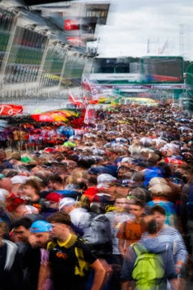 24 HEURES DU MANS 2026 - TUESDAY Spectators, fans, crowd, pit walk during the 24 Hours of Le Mans 2026, 3rd round of the 2026 FIA World Endurance Championship, on June 9, 2026 on the Circuit des 24 Heures du Mans in Le Mans, France - Le MansFrance  Copyright: xPauloxMariax
