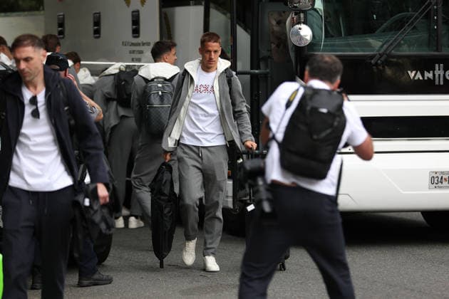Croatia National Football Team arrive in Alexandria - FIFA World Cup, WM, Weltmeisterschaft, Fussball 2026 Mario Pasalic of Croatia arrive at AKA Hotel on June 09, 2026 in Alexandria, Virginia.  IgorxKralj PIXSELL