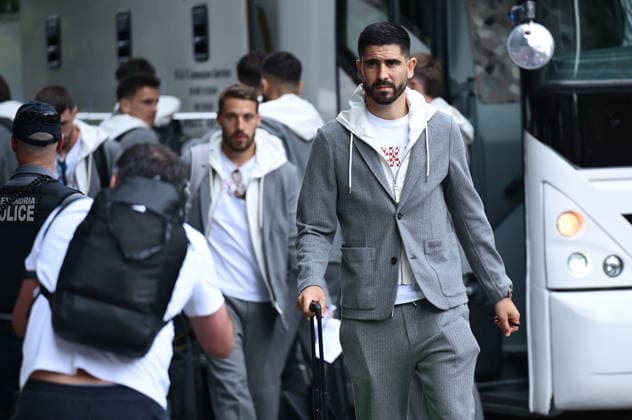 Alexandria, USA, 090626. Player Martin Erlic has arrived with the Croatian national football team at the AKA hotel in the base camp where they will be accommodated during the FIFA World Cup, WM, Weltmeisterschaft, Fussball Photo: Boris Kovacev CROPIX Copyright: xxBorisxKovacevx xCROPIXx reprezentacija_dolazak12-090626