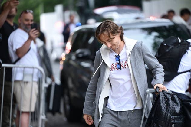 Alexandria, USA, 090626. Player Luka Modric has arrived with the Croatian national football team at the AKA hotel in the base camp where they will be accommodated during the FIFA World Cup, WM, Weltmeisterschaft, Fussball Photo: Boris Kovacev CROPIX Copyright: xxBorisxKovacevx xCROPIXx reprezentacija_dolazak5-090626