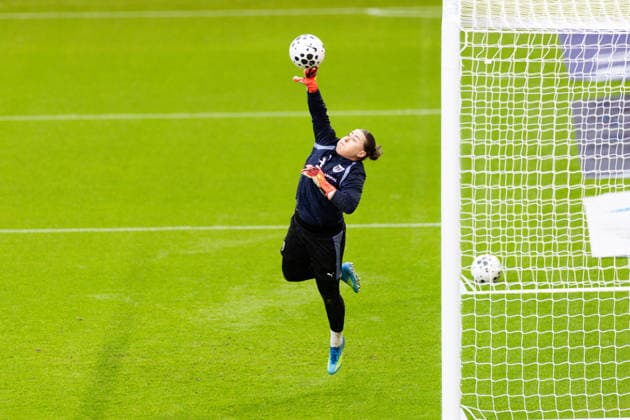 OSLO, NORWAY - JUNE 09: Goalkeeper Mariella El Sherif of Austria are seen during warm-up before the FIFA Womens World Cup 2027 Qualifier match between Norway and Austria at Ullevaal Stadium on June 09, 2026 in Oslo, Norway. (Photo by Ane Frosaker Sports Press Photo)  Copyright: xAnexFrosakerx xSPPx Sportspressphoto_SPR164145