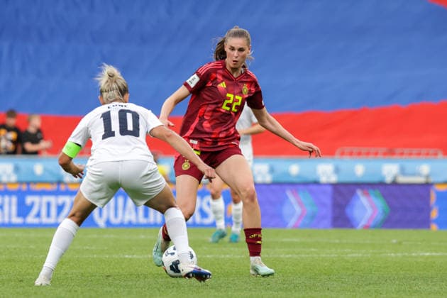 09 06 2026, xgrfx, Soccer World Cup Qualification Women, Slovenia Germany v l Dominika Conc Slovenia , Jule Brand German Womens National Team DFL DFB REGULATIONS PROHIBIT ANY USE OF PHOTOGRAPHS as IMAGE SEQUENCES and or QUASI VIDEO Ljubljana