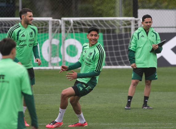 June 9, 2026, Mexico City, Ciudad de Mexico, Mexico: Edson Alvarez of Mexican national football team during the training day ahead the 2026 FIFA World Cup, WM, Weltmeisterschaft, Fussball Group A match against South Africa at High Performance Center (CAR). on June 9, 2026 in Mexico City, Mexico. Mexico City Mexico - ZUMAe321 20260609_zsa_e321_149 Copyright: xIanxRoblesx