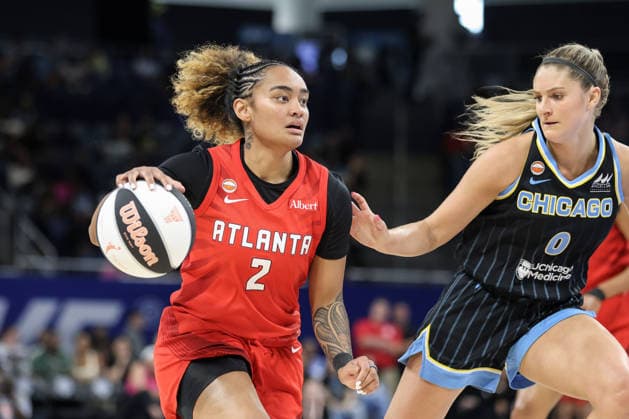CHICAGO, USA - June 9: Te-Hina Paopao (2 Atlanta Dream) in action during the WNBA, Basketball Damen, USA Commissionerâ??s Cup game between the Chicago Sky and Atlanta Dream at Wintrust Arena on Tuesday, June 9 in Chicago, USA Copyright: xShainaxBenhiyoun SPPx Sportspressphoto_SPR164190