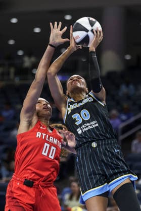 CHICAGO, USA - June 9: Azura Stevens (30 Chicago Sky) shoots the ball during the WNBA, Basketball Damen, USA Commissionerâ??s Cup game between the Chicago Sky and Atlanta Dream at Wintrust Arena on Tuesday, June 9 in Chicago, USA Copyright: xShainaxBenhiyoun SPPx Sportspressphoto_SPR164218