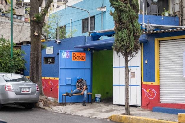 Soccer, men, 2025 26 season, FIFA Word Cup 2026 in Mexico, Canada and USA, Mexico City two days local time before the opening match, in the picture opposite the Azteca Stadium can go to the toilet privately, 09 06 2026, Copyright: xMatthiasxKochx