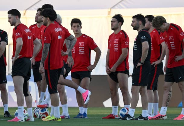 Turkiye continues World Cup preparations in Arizona ahead of Australia opener MESA, ARIZONA, US - JUNE 09: Ismail Yuksek, Orkun Kokcu, Aral Simsir, Kenan Yildiz and Arda Guler of the Turkish national football team attend the training session at the Arizona Athletic Grounds in Mesa, Arizona, United States on June 09, 2026. Turkiye s national football team continued its preparations for the 2026 FIFA World Cup, WM, Weltmeisterschaft, Fussball with a training session. Turkiye will open Group D play against Australia on June 13 at BC Place Stadium in Vancouver, Canada at 9 p.m. local time (0400GMT on June 14). Tayfun Coskun Anadolu Arizona United States. Editorial use only. Please get in touch for any other usage. Copyright: x2026xAnadoluxTayfunxCoskunx